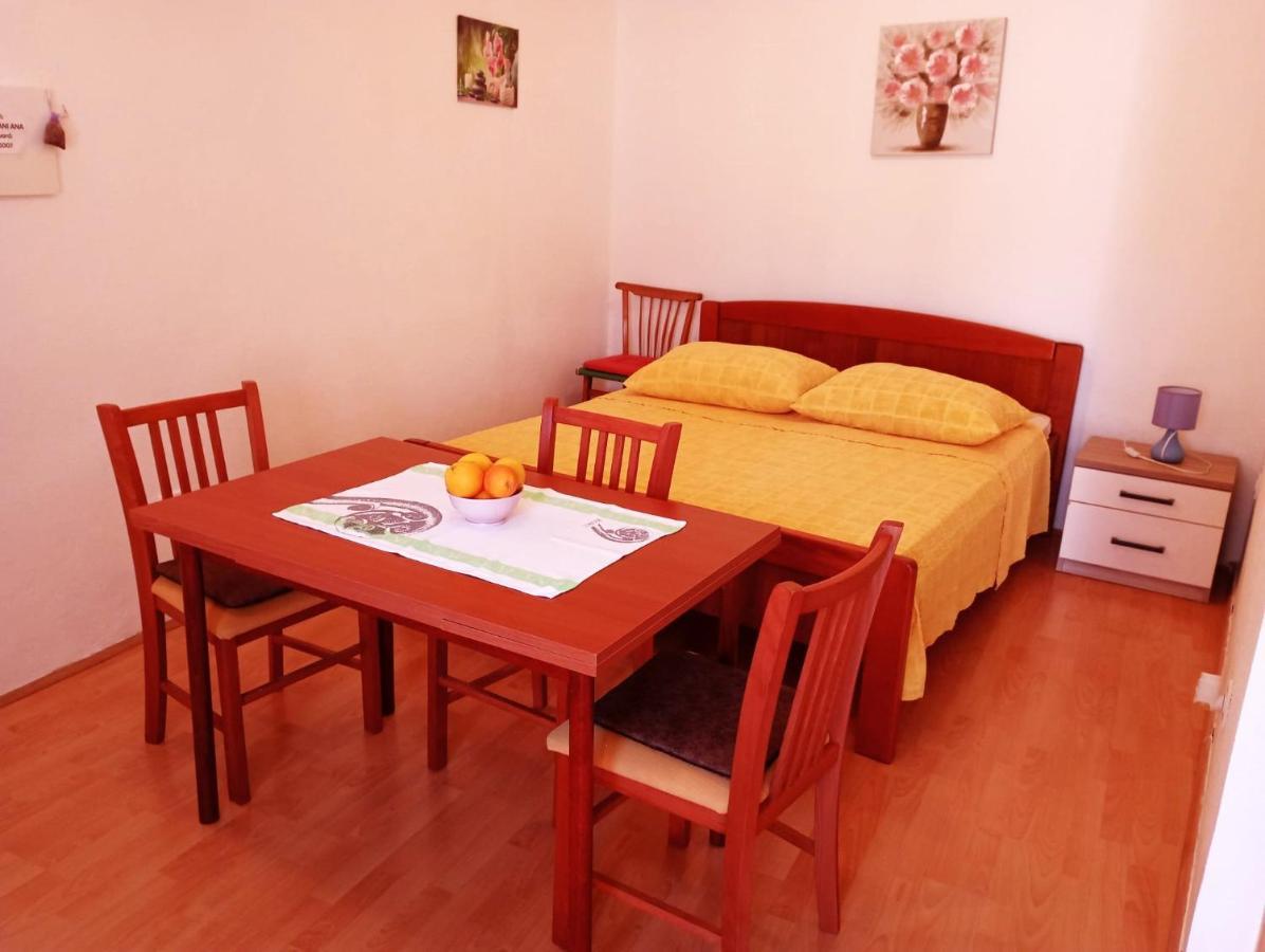 Ana Apartments Βις Εξωτερικό φωτογραφία