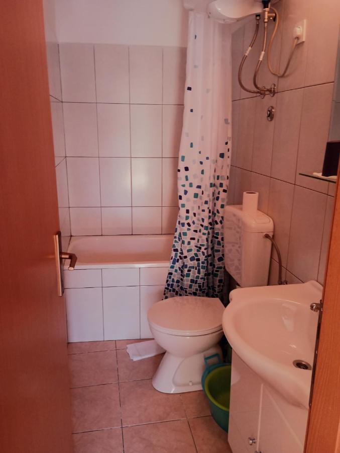 Ana Apartments Βις Εξωτερικό φωτογραφία